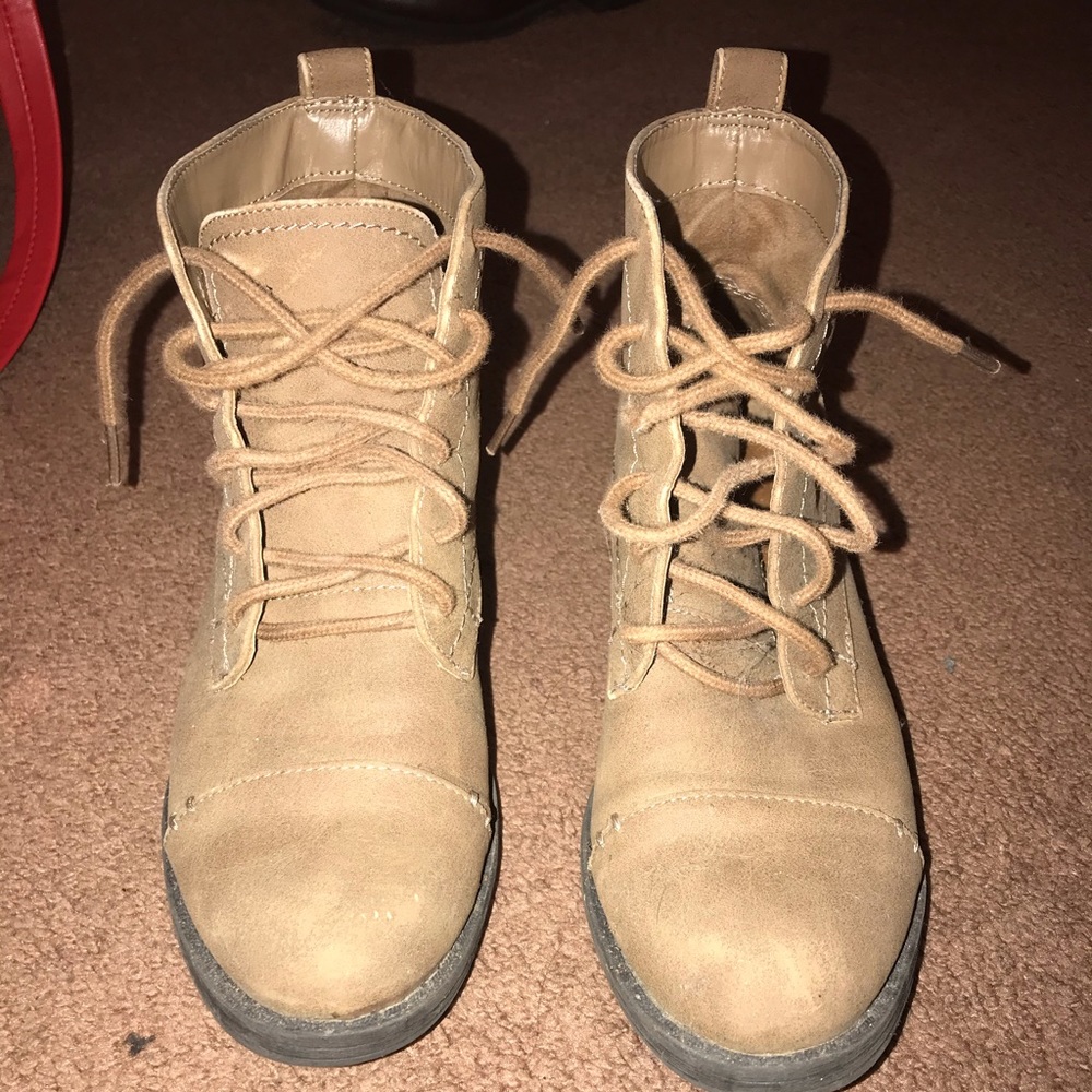 Ankle booties